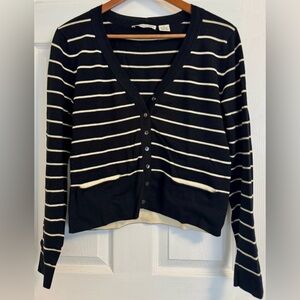 Cropped V-neck cardigan